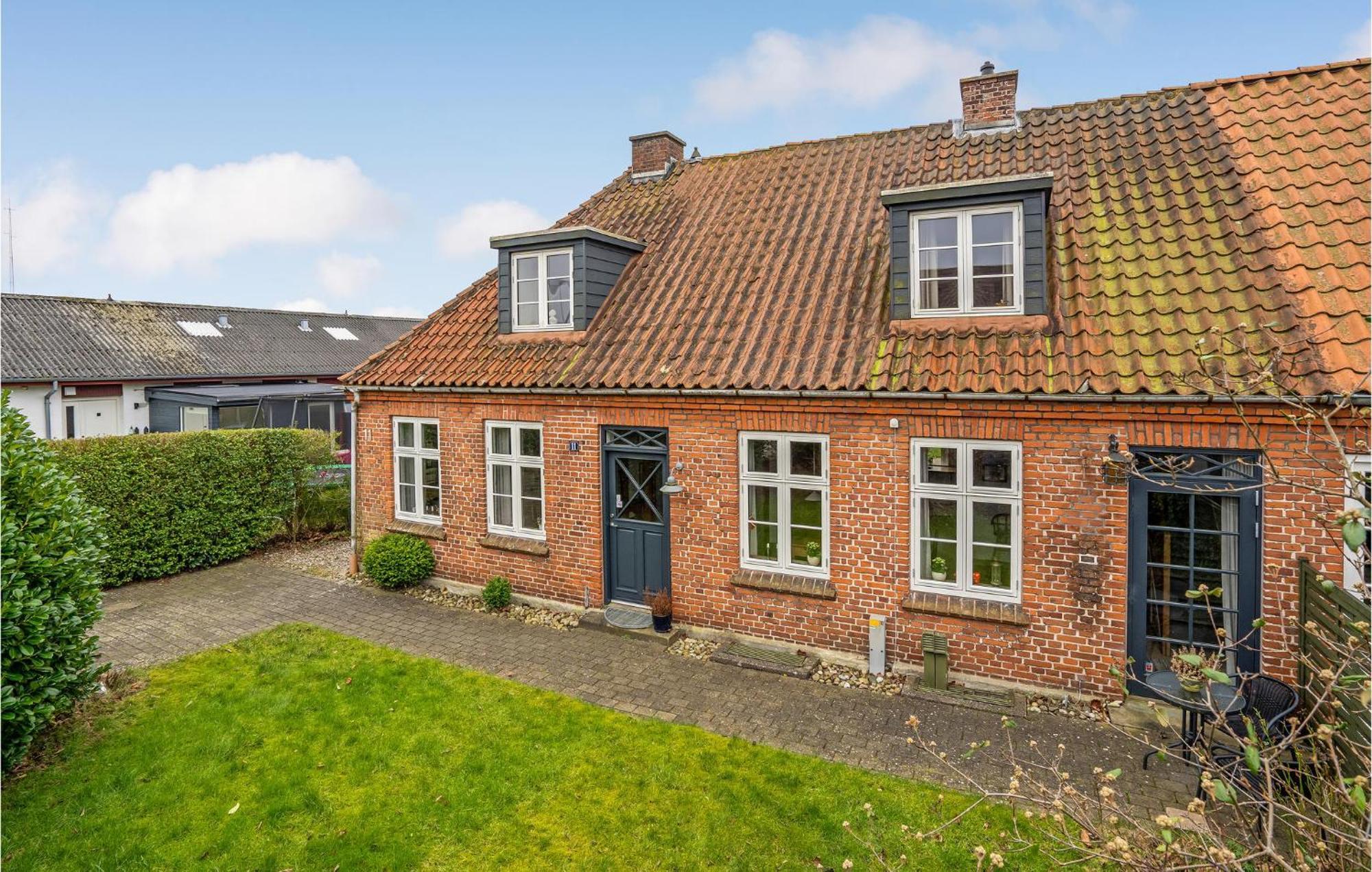 Lovely Home In Sonderborg With Kitchen Dış mekan fotoğraf