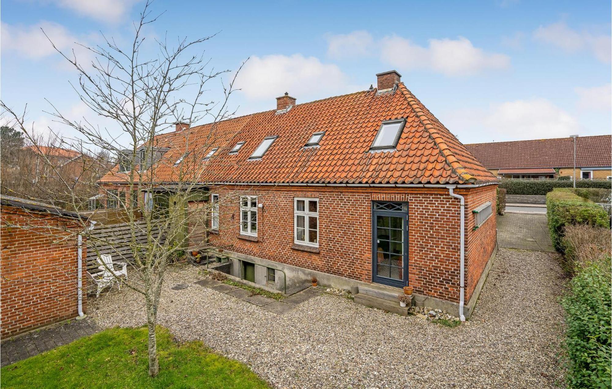 Lovely Home In Sonderborg With Kitchen Dış mekan fotoğraf